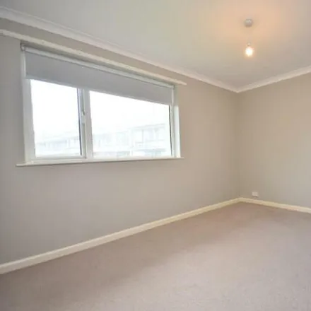 Image 6 - Kymin Road, Penarth, CF64 1AQ, United Kingdom - Apartment for sale