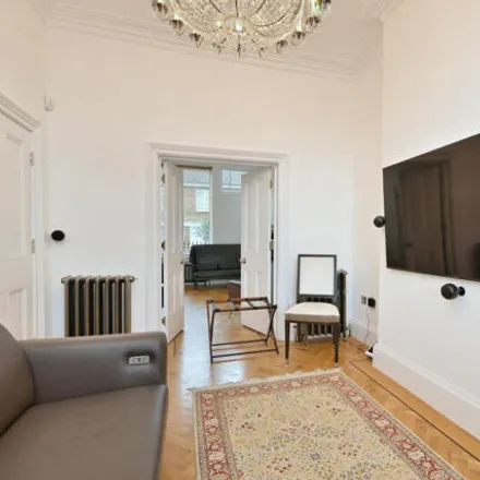 Image 2 - 2 Warwick Place, London, W9 2PX, United Kingdom - Townhouse for sale