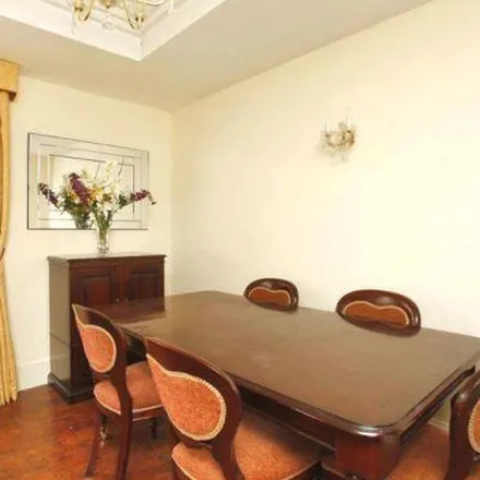 Image 2 - Clifton Court, London, NW8 8HT, United Kingdom - Apartment for rent