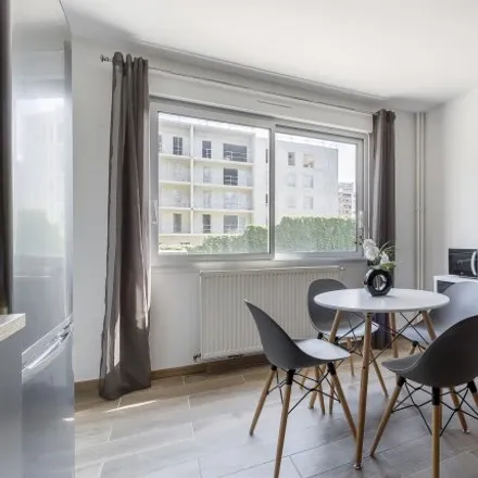 Rent this 1 bed apartment on Tassin-la-Demi-Lune