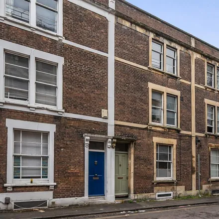 Rent this 6 bed townhouse on 42 Clarence Place in Bristol, BS2 8DD