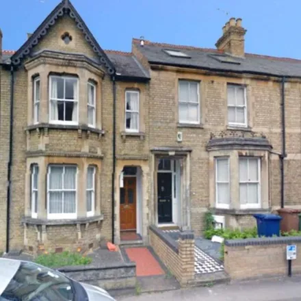 Rent this 6 bed duplex on Bartlemas Lane in Oxford, OX4 2AJ