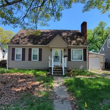 Buy this 3 bed house on Double Shot Espresso Company in 1667 Superior Avenue, Zanesville