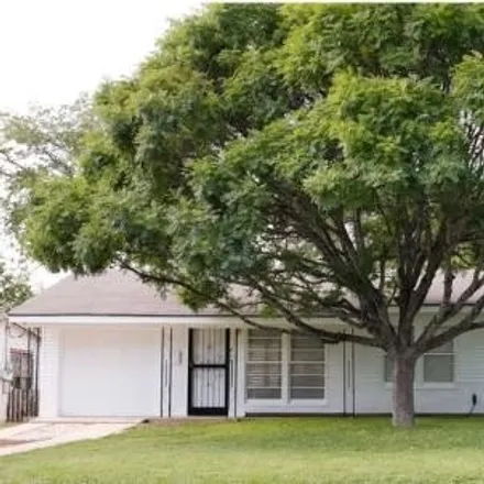 Image 1 - 421 Anton Drive, San Antonio, TX 78223, USA - House for rent