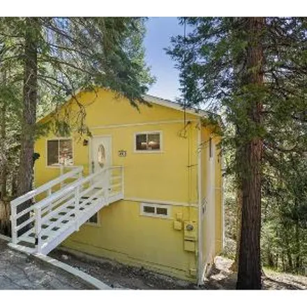 Buy this 2 bed house on 565 Club House Drive in Twin Peaks, San Bernardino County