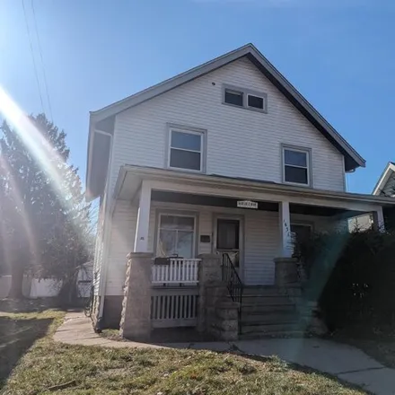 Buy this 4 bed house on 1665 8th Avenue in Rockford, IL 61104