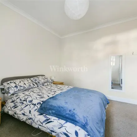 Image 5 - Bromley Road - Apartment for sale