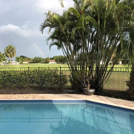 Image 2 - Woodmont Country Club, 7801 Northwest 80th Avenue, Tamarac, FL 33321, USA - Room for rent
