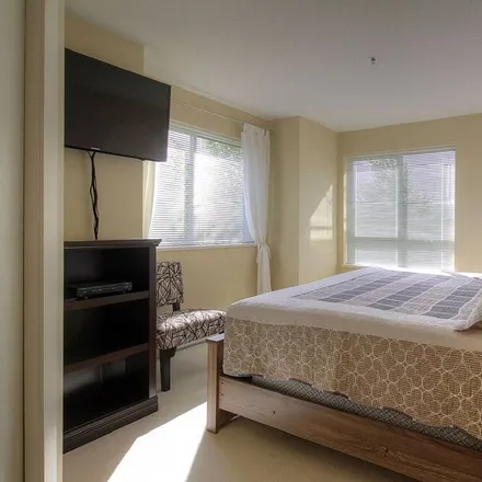 Rent this 3 bed condo on Kelowna in BC V1Y 9W1, Canada