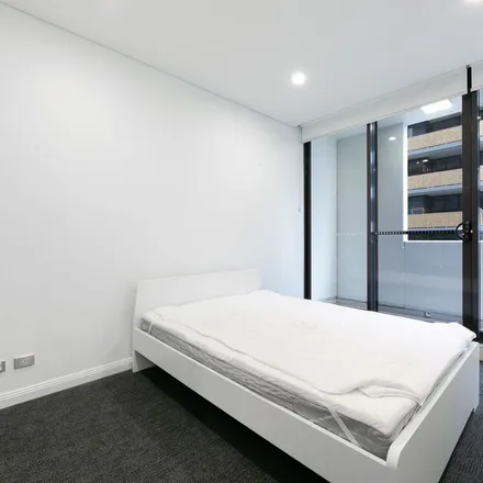 Image 3 - 350 Gardeners Road, Rosebery NSW 2018, Australia - Apartment for rent
