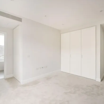 Image 4 - 33 Chesham Place, London, SW1X 8HB, United Kingdom - Apartment for rent