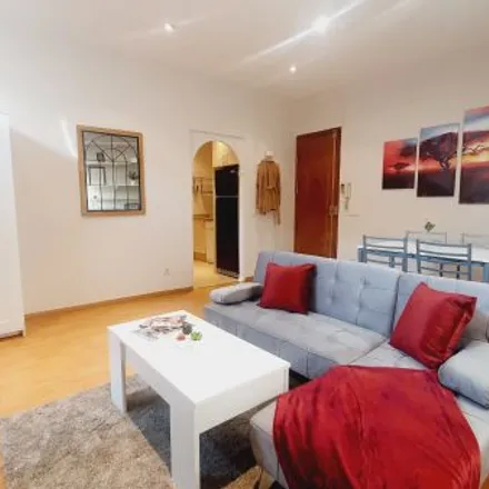 Rent this studio apartment on Calle de Luis Villa in 3, 28009 Madrid