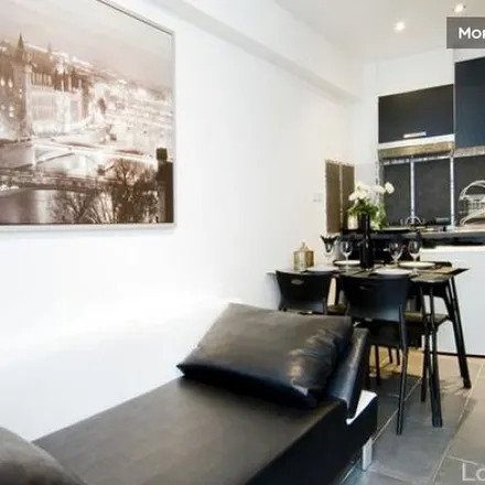 Image 3 - 52 Rue de la Fontaine au Roi, 75011 Paris, France - Apartment for rent