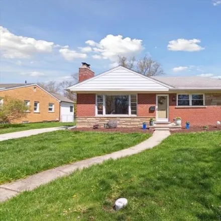 Buy this 3 bed house on 16973 Beverly Road in Beverly Hills, MI 48025