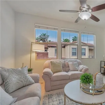 Image 9 - 11246 Paseo Sonesta, Los Angeles, CA 91326, USA - Townhouse for sale