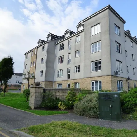 Rent this 1 bed apartment on 156-165 Queens Crescent in Livingston, EH54 8EJ