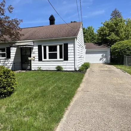 Buy this 2 bed house on 887 Fleming Avenue in Jackson, MI 49202