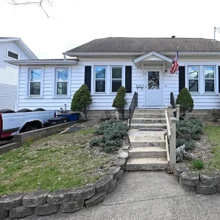 Buy this 3 bed house on 95 Girard Avenue in Brightview, New Haven