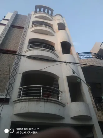 Rent this 1 bed house on Jamuna Christian School in Gaughat Road, Roshan Bagh