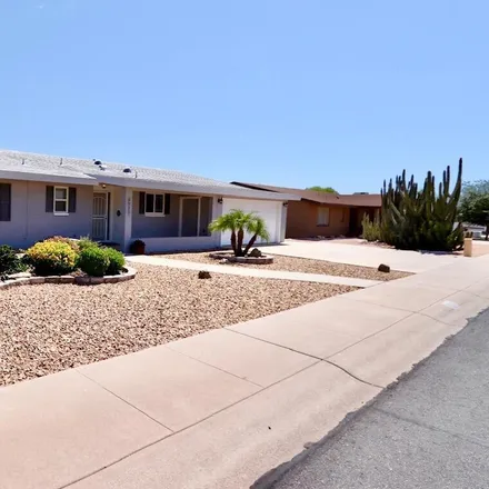 Buy this 2 bed house on 5916 East Colby Street in Mesa, AZ 85205
