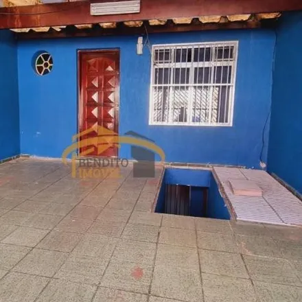 Rent this 3 bed house on Rua Alzira Peres Xavier in Quitaúna, Osasco - SP