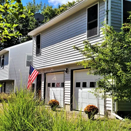 Buy this 3 bed house on 20 Stone Road in Kennebunkport, 04046
