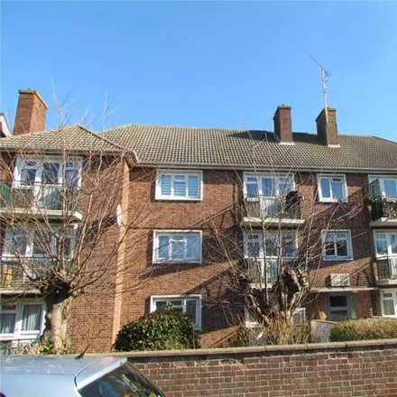 Rent this 1 bed room on Cliff Court in Cliff Road, Tendring