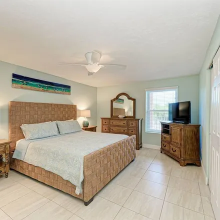 Rent this 2 bed condo on Longboat Key in FL, 34228