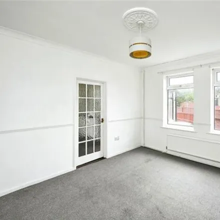 Image 4 - Hibbert Crescent, Sutton-in-Ashfield, NG17 4LB, United Kingdom - House for sale