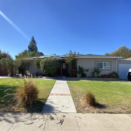 Buy this 5 bed house on 8231 Glenwood Drive in Gilroy, CA 95020