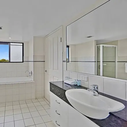 Image 2 - Bundaberg, Bundaberg Region, Australia - Apartment for rent