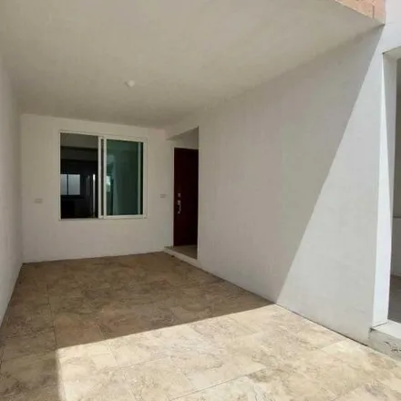 Buy this 3 bed house on Prolongación Antonio Chedraui Caram in Fraccionamiento Los Reyes, 91174 Xalapa