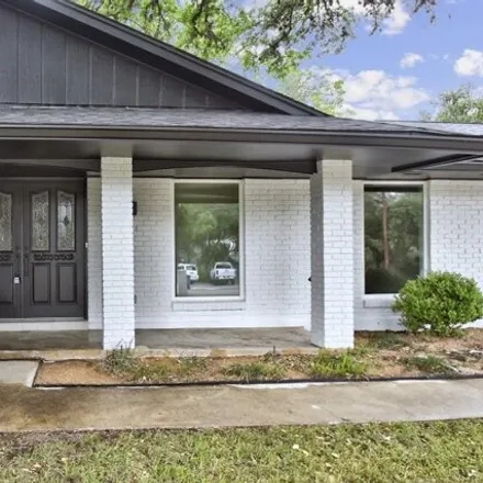 Image 2 - 4 Valley View Lane, Village Royal, New Braunfels, TX 78130, USA - House for rent
