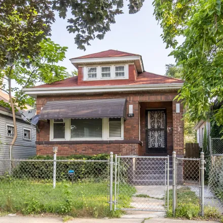 Image 2 - 320 West 117th Street, Chicago, IL 60628, USA - House for sale