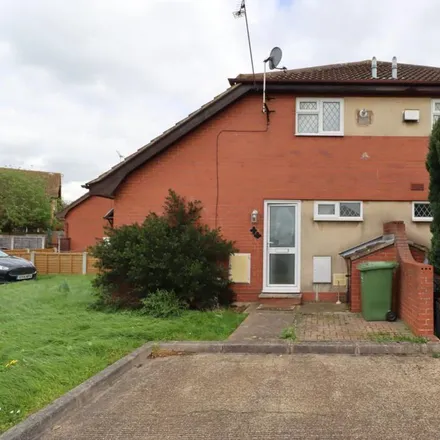 Rent this 1 bed house on Broad Oaks in Wickford, SS12 9BQ