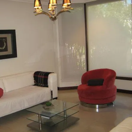 Buy this 5 bed house on Leonardo Rosales 925 in Adrogué, Argentina