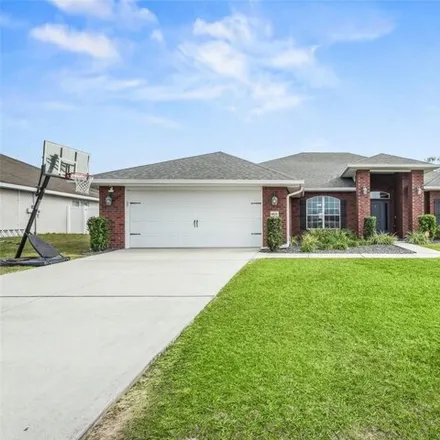 Buy this 4 bed house on 9782 Southeast 41st Court in Belleview, FL 34420