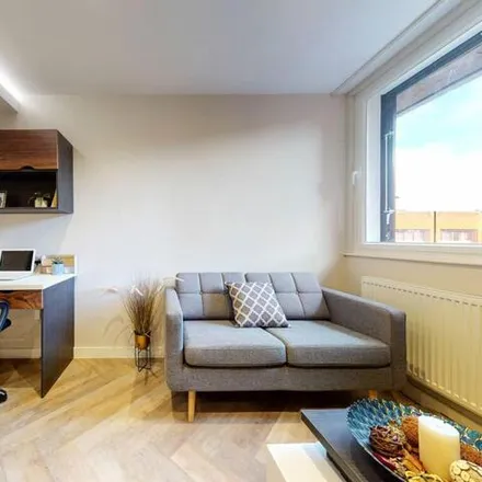 Rent this studio loft on LiveOasis in Wade Lane, Arena Quarter