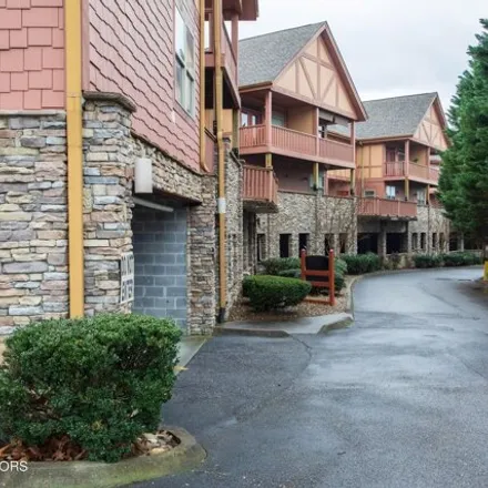 Image 3 - 866 Golf View Way, Pigeon Forge, TN 37863, USA - Condo for sale