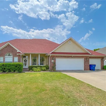 Buy this 3 bed house on 6406 Southfield Drive in Fort Smith, AR 72916