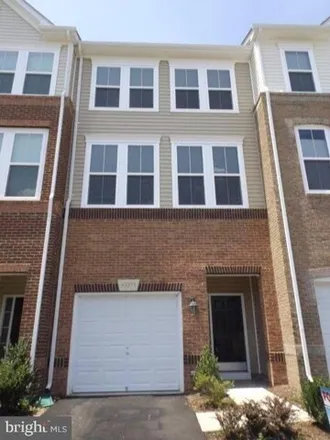 Rent this 3 bed townhouse on 43373 Rickenbacker Square in Ashburn, VA 20147
