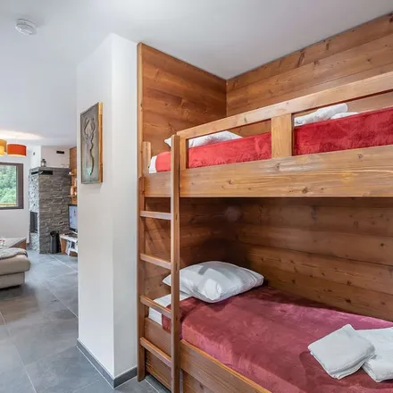 Rent this 2 bed apartment on Châtel in Route du Centre, 74390 Châtel