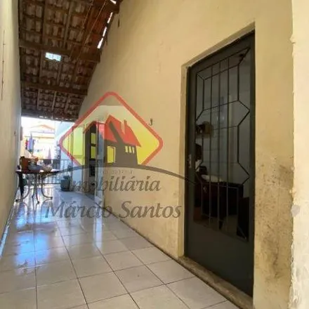 Buy this 2 bed house on Rua Frei Marinho Sansoni in Areão, Taubaté - SP