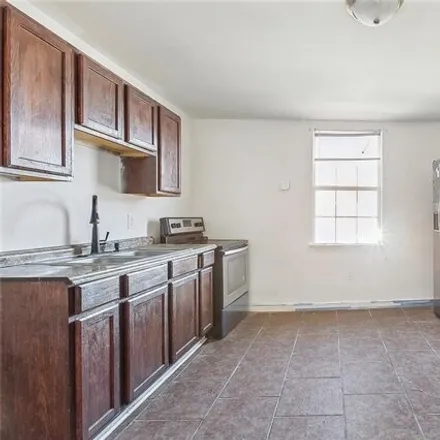 Image 9 - 2340 Annette Street, New Orleans, LA 70119, USA - House for sale