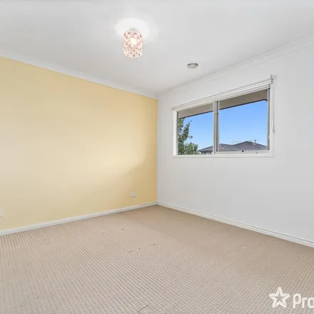 Image 3 - Wilde Street, Fraser Rise VIC 3336, Australia - Apartment for rent