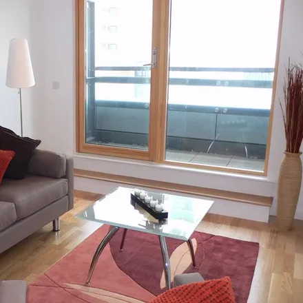 Rent this 2 bed apartment on The Gateway in Leeds, LS9 8DA