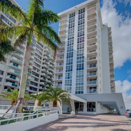 Buy this 1 bed condo on Bayview Terrace in 1228 West Avenue, Miami Beach