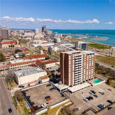 Image 2 - The Cliff House, South Chaparral Street, Corpus Christi, TX 78401, USA - Condo for sale