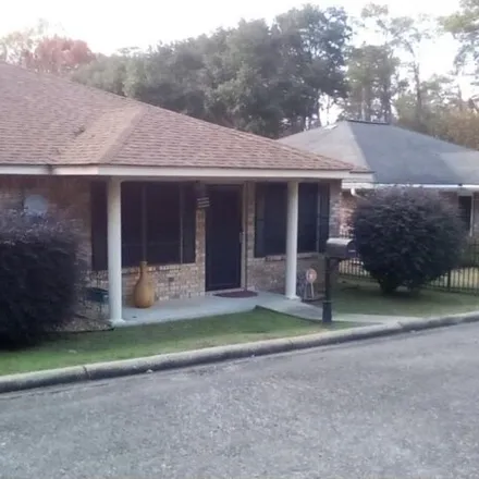 Buy this 2 bed townhouse on 901 Pearl Street in Jasper, TX 75951