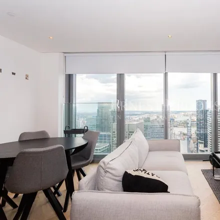 Rent this 1 bed apartment on 30 Marsh Wall in Canary Wharf, London